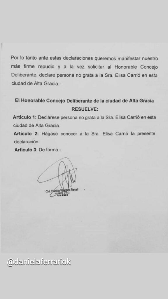 Elisa Carrio persona no grata